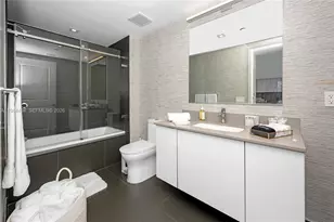 1600 NE 1st Ave, Miami, FL 33132 - Photo 13