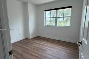 11601 NW 89th St, Doral, FL 33178 - Photo 15