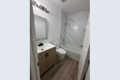 11601 NW 89th St #202, Doral, FL 33178 - Photo 9