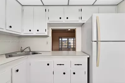 6070 NW 64th Ave #308, Tamarac, FL 33319 - Photo 11