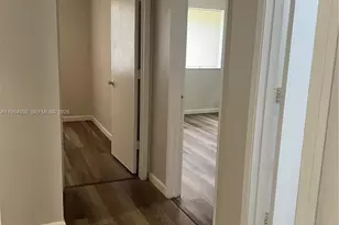 3001 N Oakland Forest Dr, Oakland Park, FL 33309 - Photo 21