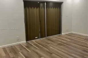 3001 N Oakland Forest Dr, Oakland Park, FL 33309 - Photo 9