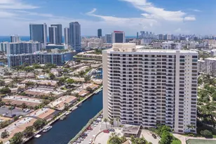 2500 Parkview Dr, Hallandale Beach, FL 33009 - Photo 5