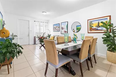 11387 SW 232nd Ter, Homestead, FL 33032 - Photo 5