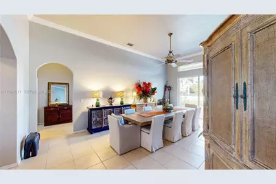 2835 Fairways Dr, Homestead, FL 33035 - Photo 13