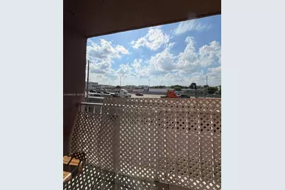 6175 W 20th Ave #309, Hialeah, FL 33012 - Photo 9