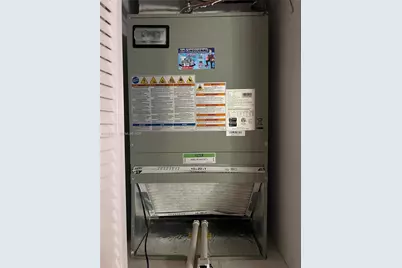 3001 N Oakland Forest Dr #104, Oakland Park, FL 33309 - Photo 27