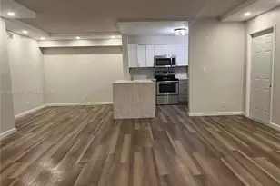 3001 N Oakland Forest Dr, Oakland Park, FL 33309 - Photo 7