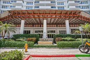 100 Lincoln Rd, Miami Beach, FL 33139 - Photo 25