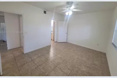 2560 Centergate Dr #102, Miramar, FL 33025 - Photo 9