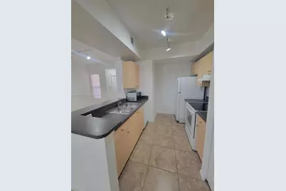 2560 Centergate Dr #102, Miramar, FL 33025 - Photo 5