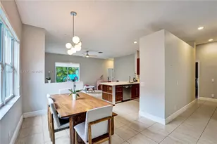 930 Bluewood Terrace, Weston, FL 33327 - Photo 11