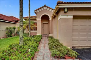 930 Bluewood Terrace, Weston, FL 33327 - Photo 5