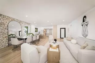 3090 Kirk St, Coconut Grove, FL 33133 - Photo 5