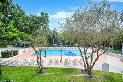 2851 NE 183rd St #404E, Aventura, FL 33160 - Photo 3