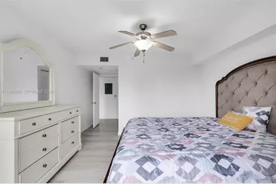 520 SE 5th Ave #1307, Fort Lauderdale, FL 33301 - Photo 15
