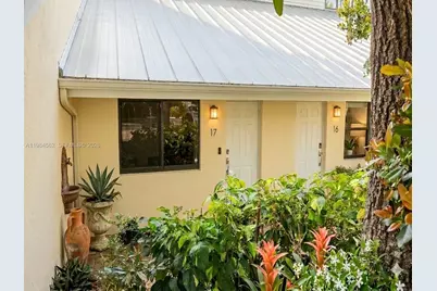 1455 Holly Heights Dr #17, Fort Lauderdale, FL 33304 - Photo 3