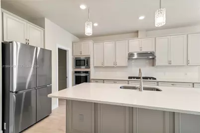 8185 Tailshot Ct, Lake Worth, FL 33467 - Photo 5