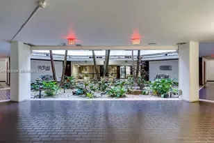 13951 Kendale Lakes Cir, Miami, FL 33183 - Photo 7