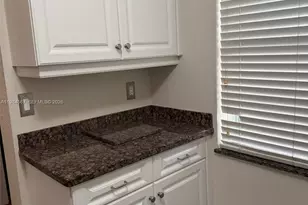 2305 NW 89th Dr, Coral Springs, FL 33065 - Photo 7