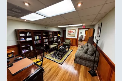 6701 Sunset Dr #102, South Miami, FL 33143 - Photo 5