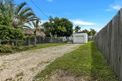 1539 Funston St, Hollywood, FL 33020 - Photo 45