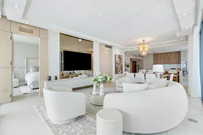 700 NE 24th St #3201, Miami, FL 33137 - Photo 1