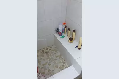 10000 NW 80Ct #2463, Hialeah Gardens, FL 33016 - Photo 11
