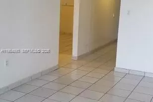 10000 NW 80th Ct, Hialeah Gardens, FL 33016 - Photo 7