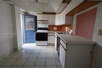 5301 NW 2nd Ave #203, Boca Raton, FL 33487 - Photo 3