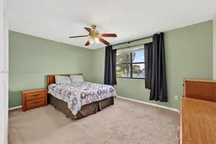 889 Hamilton Dr, Homestead, FL 33034 - Photo 13