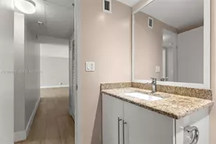 3001 S Ocean Dr, Hollywood, FL 33019 - Photo 23