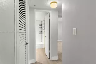 3001 S Ocean Dr, Hollywood, FL 33019 - Photo 17