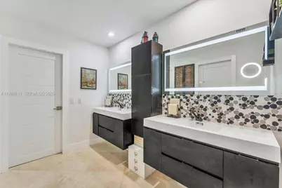 10126 SW 93rd Pl, Miami, FL 33176 - Photo 13