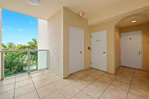3340 NE 190th St, Aventura, FL 33180 - Photo 3