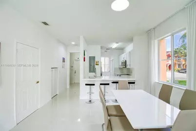 8920 SW 18th St, Miramar, FL 33025 - Photo 17