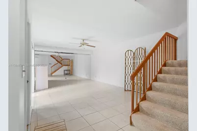 713 NW 99th Cir, Plantation, FL 33324 - Photo 7
