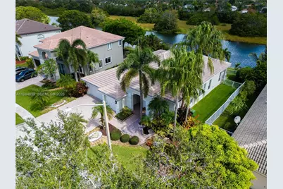 903 NW 167th Ave, Pembroke Pines, FL 33028 - Photo 59