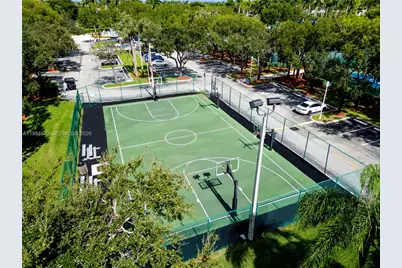 903 NW 167th Ave, Pembroke Pines, FL 33028 - Photo 81