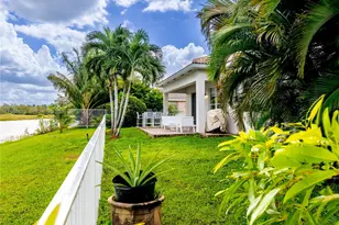 903 NW 167th Ave, Pembroke Pines, FL 33028 - Photo 47