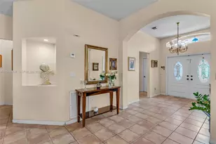 9224 Grand Canal Dr, Miami, FL 33174 - Photo 5