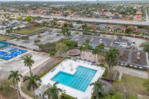 9224 Grand Canal Dr, Miami, FL 33174 - Photo 49