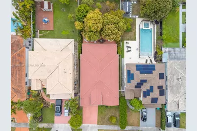 9224 Grand Canal Dr, Miami, FL 33174 - Photo 45