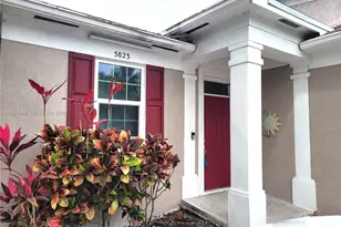 5823 Plum Harbor Cir, Tamarac, FL 33321 - Photo 23