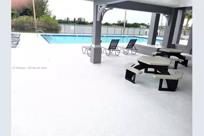 5823 Plum Harbor Cir, Tamarac, FL 33321 - Photo 27