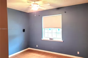 5823 Plum Harbor Cir, Tamarac, FL 33321 - Photo 19