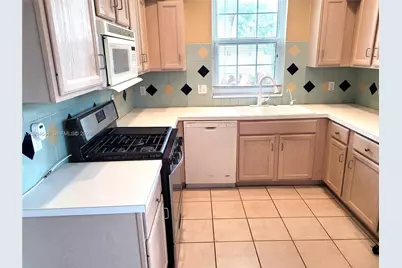 5823 Plum Harbor Cir, Tamarac, FL 33321 - Photo 3