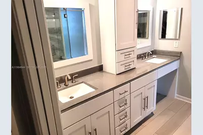 5823 Plum Harbor Cir, Tamarac, FL 33321 - Photo 17