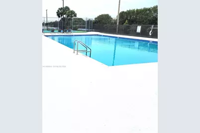 5823 Plum Harbor Cir, Tamarac, FL 33321 - Photo 31