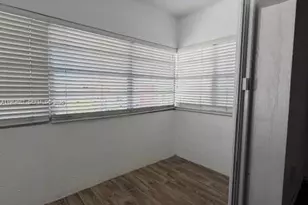 9159 SW 77th Ave, Miami, FL 33156 - Photo 5